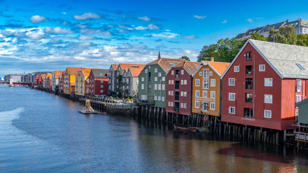 Taste of Trondheim - alte Lagerhäuser direkt am Wasser